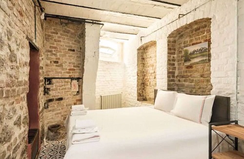 Balat Villa | Balat Heritage Close to Iconic Spots