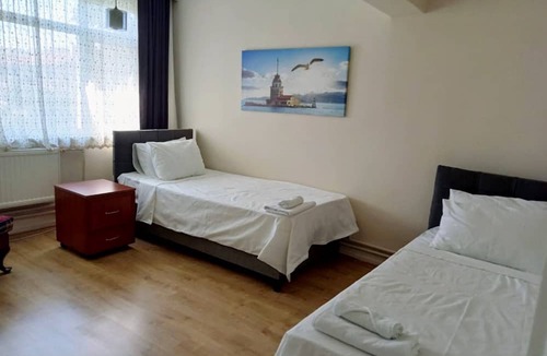 Moda Apartment | Lovely 2 bedrooms loft with terrace in the very center of Kadıköy