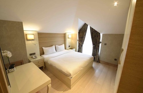 Cumhuriyet Hotel | Hotel Le Mirage