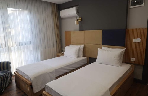 Cinarcik Bed & Breakfast | Tasliman Otel
