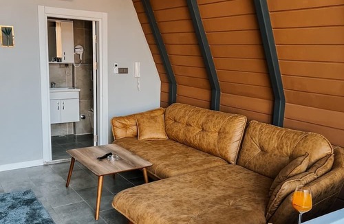 Kartepe Apartment | Triangle Life Suit