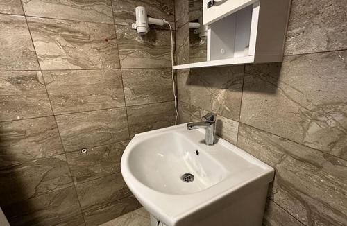 Ortakoy Apartment | Unique spaciousness in a historical location 1-4 person hostel - Room 1