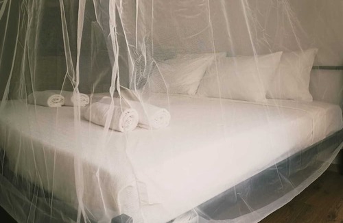 Ortakoy Apartment | Unique spaciousness in a historical location 1-4 person hostel - Room 1