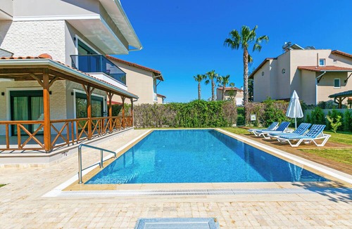 Kadriye Villa | Paradise Town Villa Estella
