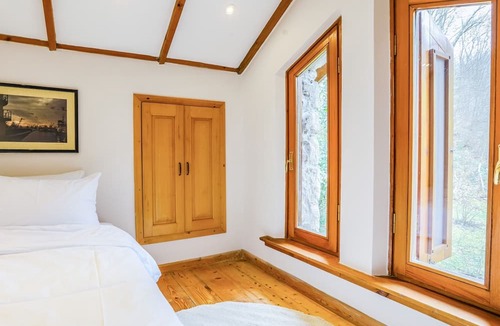 Sile Villa | Spacious Private Villa with Pool in Sile