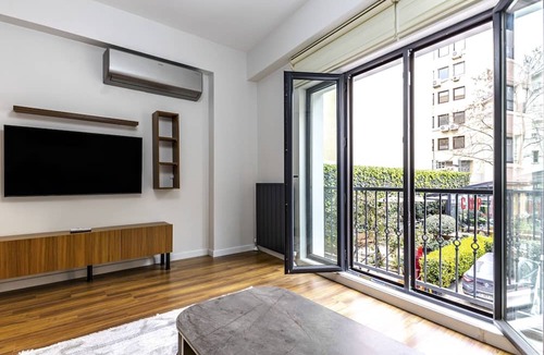 Osmanbey Apartment | Central and Modernly Furnished Flat in Sisli
