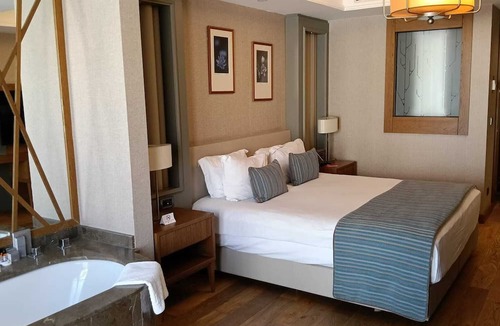 Seyhan Hotel | Ramada Hotel & Suites by Wyndham Adana