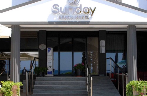 Kadnlar Denizi Mahallesi Hotel | Sunday Beach Hotel