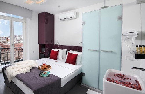 Harbiye Hostel | The Central House Istanbul Taksim
