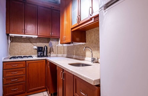 Ortakoy Apartment | Bosphorus Bliss, 2 Min to Ortakoy, Balcony View