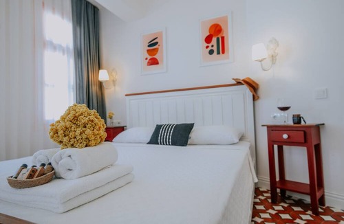 Bozcaada Hotel | Tin Ada