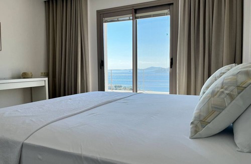 Bodrum City Center Villa | Modern Bodrum Villa Amazing view pool and Garden