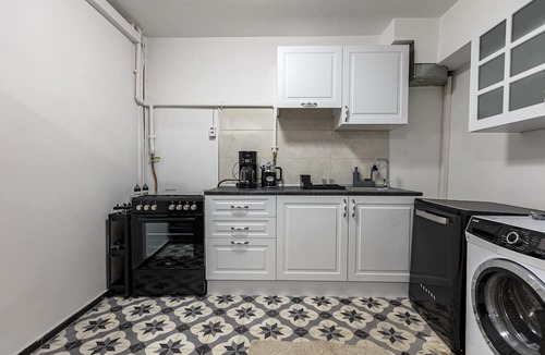 Besiktas House | Historical House in Beşiktaş 15 min to Nişantaşı