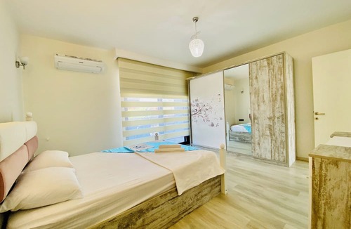 Kadnlar Denizi Mahallesi Villa | Luxury Villa with private pool '' Flamingo 7'' !! Near the beach!Private parking