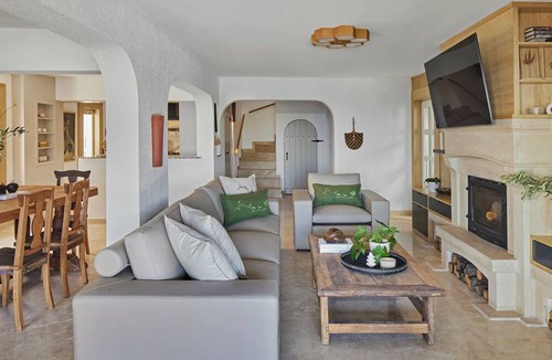 Yalikavak Villa | Mediterranean oceanfront Turkish villa. Private pool & private beach access.