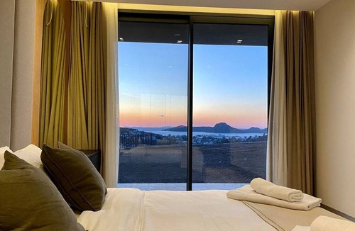 Yalikavak Villa | Hills Deluxe - Relaxed Luxury in style and serenity