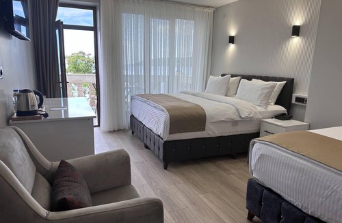 Tatvan Hotel | Beyaz Köşk Hotel & Cafe
