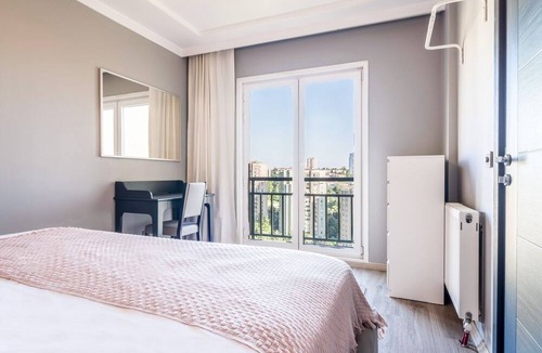 Kucukcekmece Apartment | Chic Residence 10 min to Mall of Istanbul