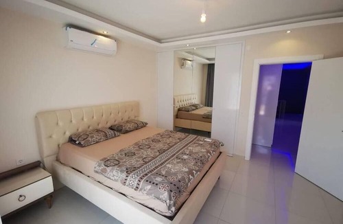 Seki Apartment | 5 minutes from the beach, malls and restaurants! Spacious 4 + 1 Duplex in Alanya