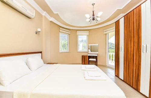 Dalaman Villa | Contemporary 4BR Villa W/ Stylish Garden Dalaman Villa 1052