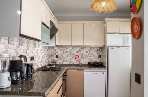 Camlık Mahallesi Apartment | Spacious and Furnished Flat Next to Beach in Didim