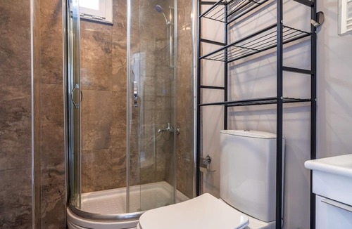 Esenyurt Apartment | Convenient and Modern Flat in Central Beylikduzu