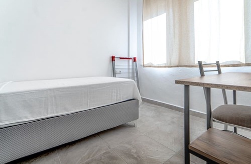 Turgutreis City Center Apartment | Flat w Balcony Garden 3 min to Beach in Bodrum
