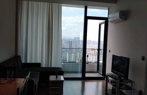 Avcilar Condo | Cozy one-bedroom APT 29th floor, 4 min walk to Metro bus, spectacular city view.