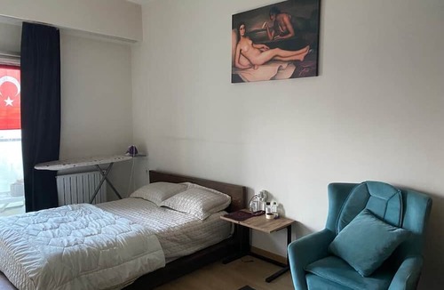 Esenyurt Apartment | Nice cozy place close to metro and city center. Parking Space with Garden Park