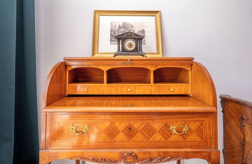 Cihangir Apartment | 0066 - Historical flat in intellectual envrionment