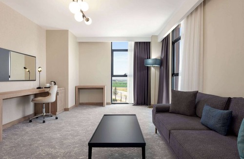 Batman Hotel | Ramada Plaza By Wyndham Batman