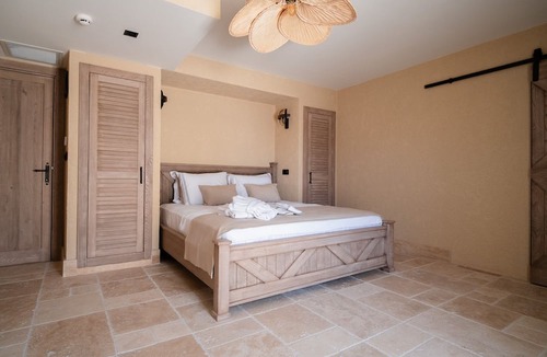 Bozcaada Hotel | Bi Ada Otelleri
