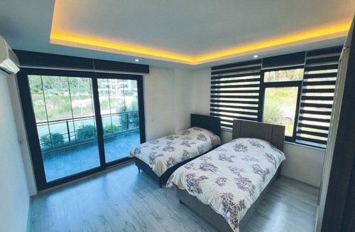 Kargicak Apartment | Luxeriöse Duplex Wohnung mit Pool, Garten, Balkonen in Meeresnähe