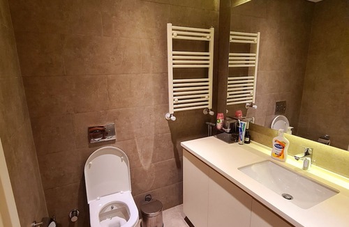 Kadikoy Apartment | Modern 2Bd 2Ba Apartment in Kadikoy
