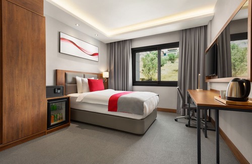 Aliaga Hotel | Ramada by Wyndham Izmir Aliaga