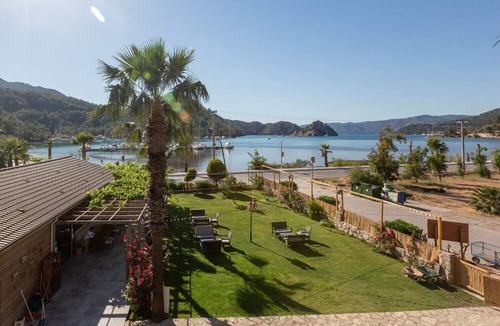 Avlana Hotel | Palmiye Otel & Restaurant