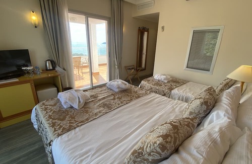 Gulluk Hotel | Roseira Beach Resort