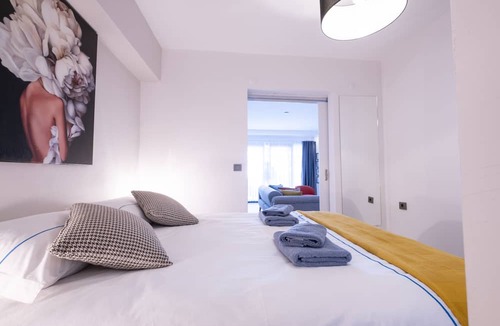 Marmaris City Center Condo | Ezgi's Apartment With Terrace in Marmaris