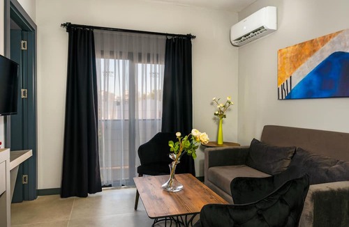 Eski Lara Hotel | Lorem Hotel