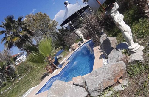 Dalaman House | The small house lies undisturbed in the middle of nature and is waiting for you