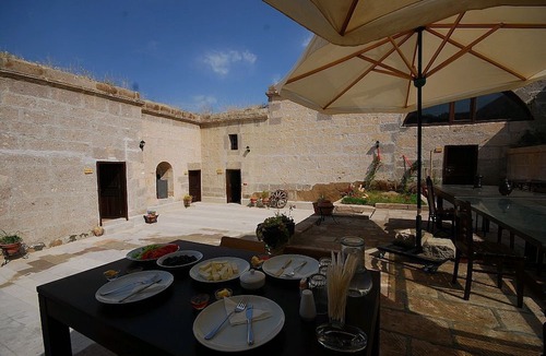 Guzelyurt Hotel | Karamanli Konagi
