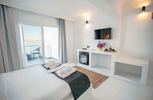 Ayvalik City Center Hotel | Camlik 87 Hotel Ayvalik