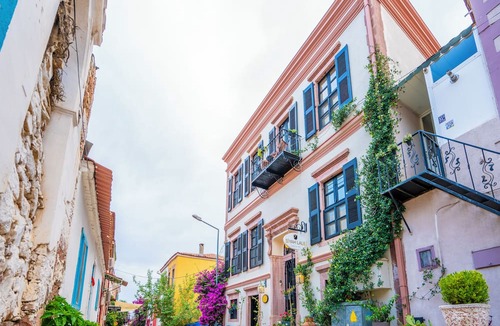 Ayvalik Hotel | Siyah Lale Cunda 1841