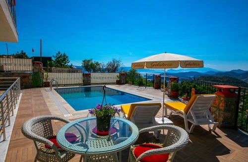 Sogut Villa | Bademli Kosk Sogut Daily Weekly Rentals