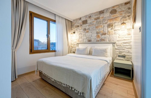 Foca Hotel | Hanedan Otel