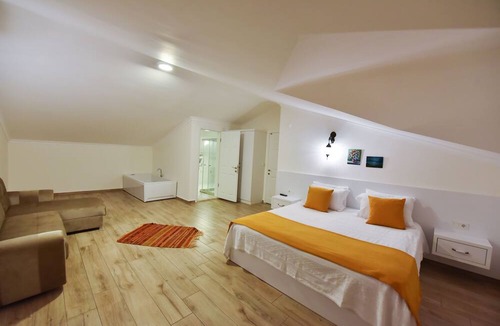 Fethiye City Center Villa | Infinity Mavi Villa