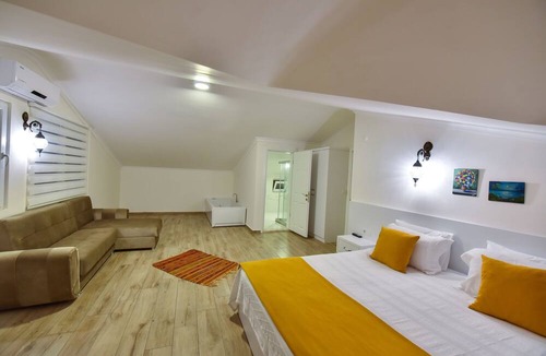 Fethiye City Center Villa | Infinity Mavi Villa