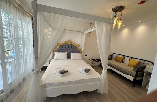 Tokoglu Hotel | Grand Alacati Boutique Hotel