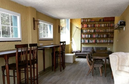 Selcuk Hotel | Baska Bir Yer