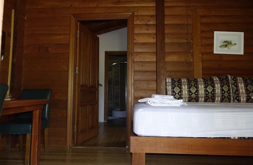 Orhaniye House | Sakin Vadi Winehouse